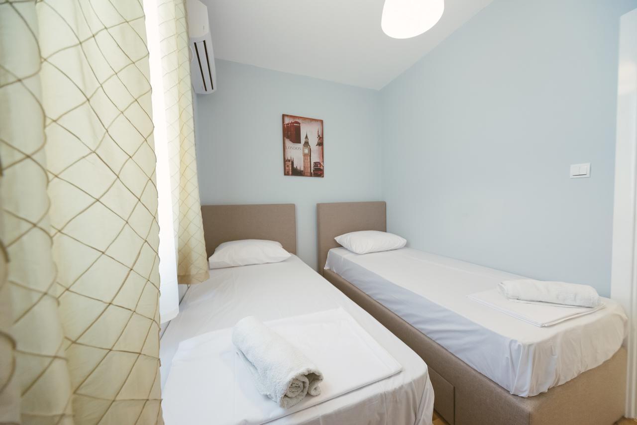 Apartment Luxury Explorer Podgorica Bagian luar foto