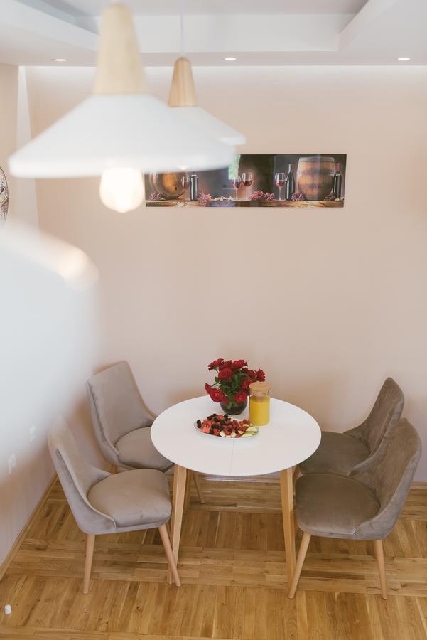 Apartment Luxury Explorer Podgorica Bagian luar foto